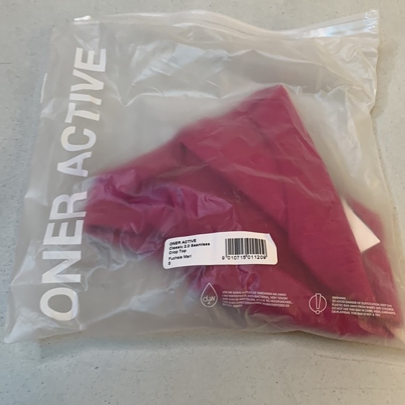 Oner Active CLASSIC SEAMLESS 2.0 CROP TOP Small - Picture 3 of 12